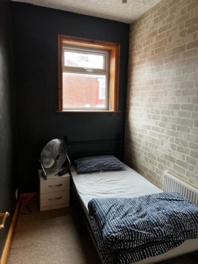 Cheerful Single Bed in Darwen